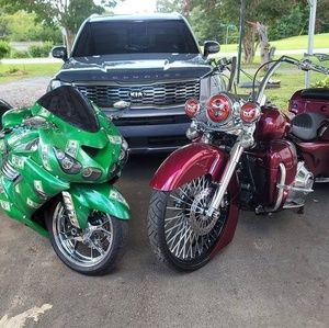 Meet your Posher, Clay